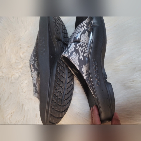 OOFOS Ooahh Slide Sandals Women's Size 10 W 8 M Snadal - Picture 4 of 6